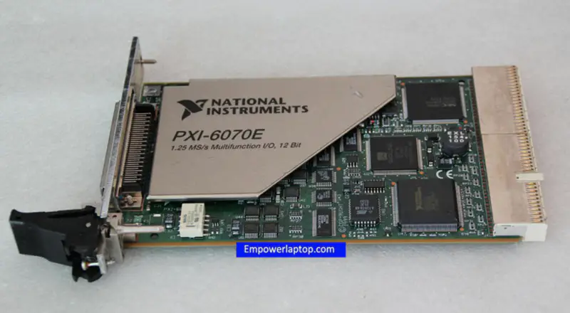 NATIONAL INSTRUMENTS NI PXI-6070E 1,25 MS/s I/O multifunzione, scheda DAQ a 12 bit