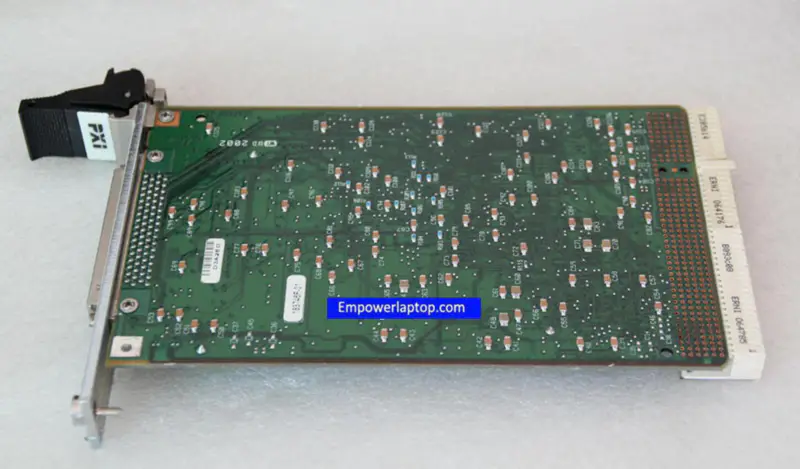 NATIONAL INSTRUMENTS NI PXI-6070E 1,25 MS/s I/O multifunzione, scheda DAQ a 12 bit