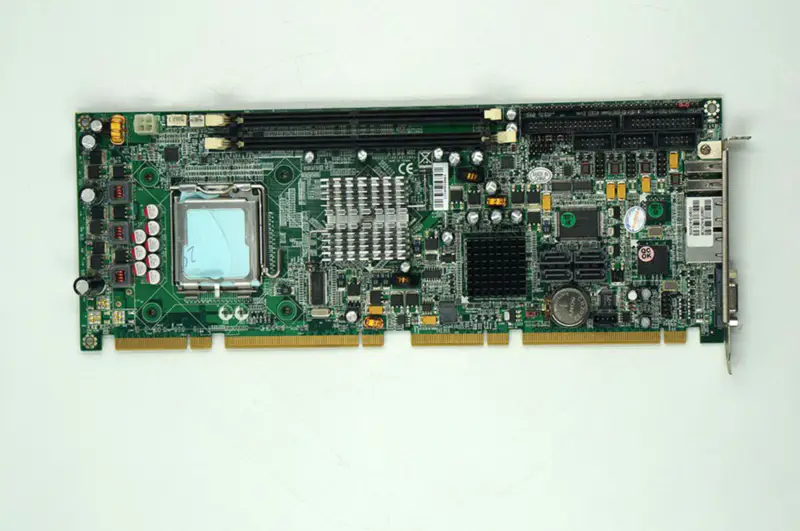 Portwell ROBO-8913VG2AR-VA BIOS:R1.00 B9305373AB18913821 scheda madre industriale