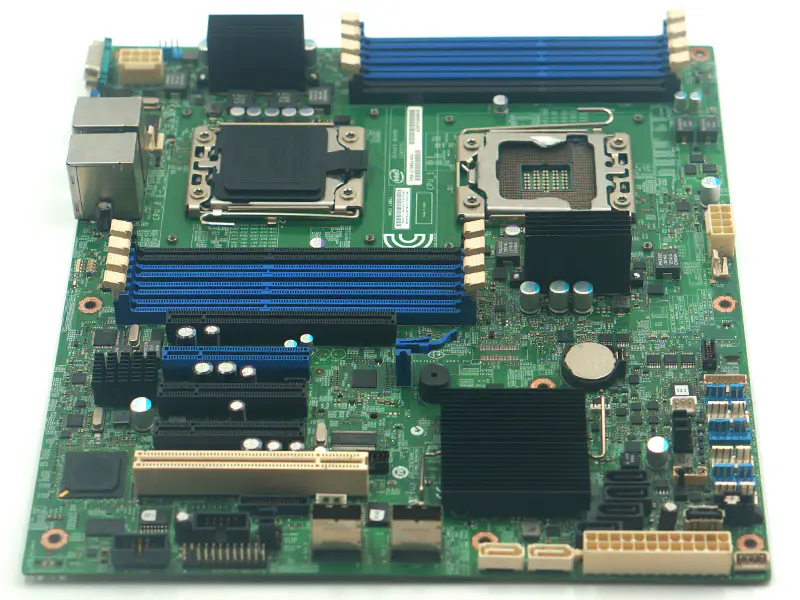 Scheda madre Intel S2400SC