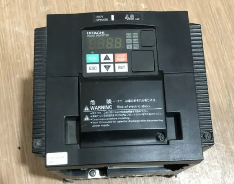 INVERTER HITACHI WJ200-040HFC-M 4.0KW NUOVO