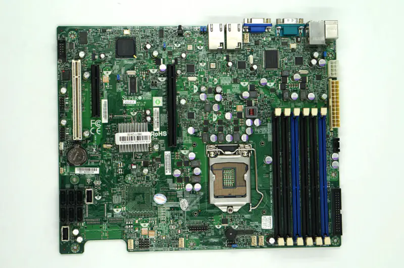 SuperMicro X8SIE-F LGA1156 Scheda madre per server singolo S3420 Chipset 6 slot di memoria Doppia LAN Gigabit