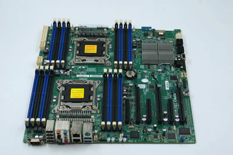 Scheda madre Supermicro X9DAI