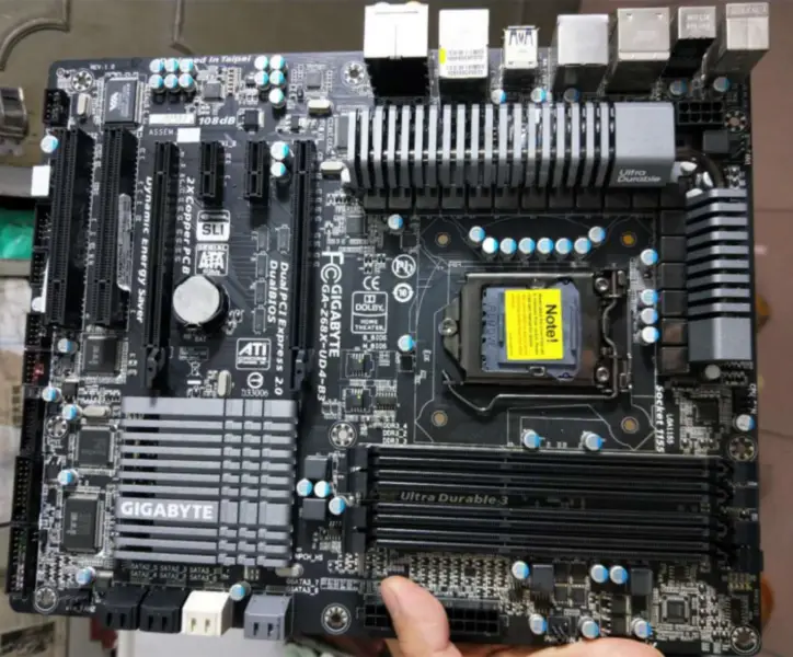 Gigabyte GA-Z68XP-UD4-B3 Scheda madre Z68XP-UD4 Z68 LGA 1155 i3 i5 i7 DDR3 32G SATA3 USB3.0 ATX