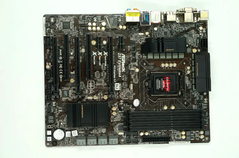 Scheda madre ASROCK Z87 Extreme 4 LGA1150 DDR3 32G ATX