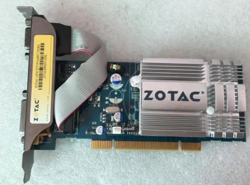 Scheda grafica ZOTAC GeForce 6200 512MB 64BIT DDR2 6200