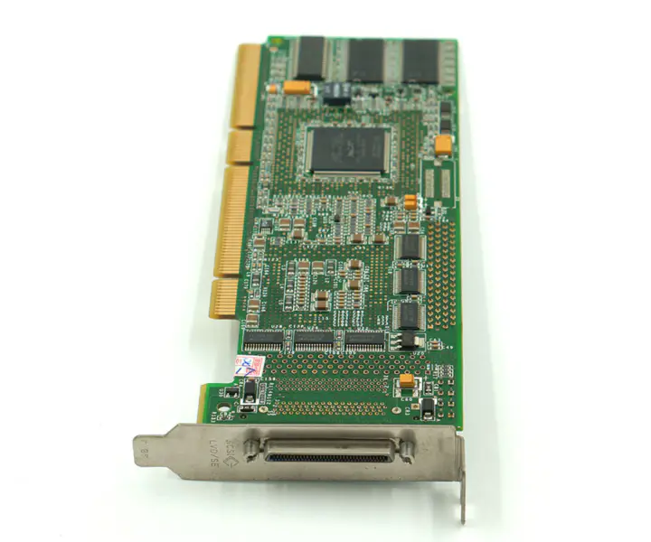 ADAPTEC ASR-2120S/64MB 320MB Scheda SCSI RAID per ADAPTEC