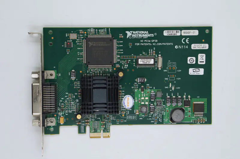 Scheda di acquisizione NI PCIe-GPIB