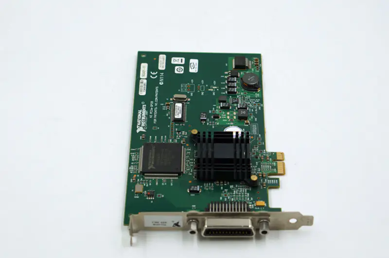 Scheda di acquisizione NI PCIe-GPIB