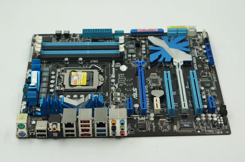 Asus P7P55D-E EVO scheda madre LGA1156