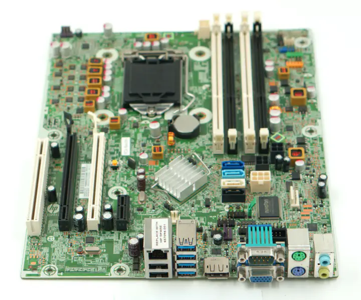 HP 8300 Elite SFF 8380 MT 656933-001 657094-001 Scheda madre