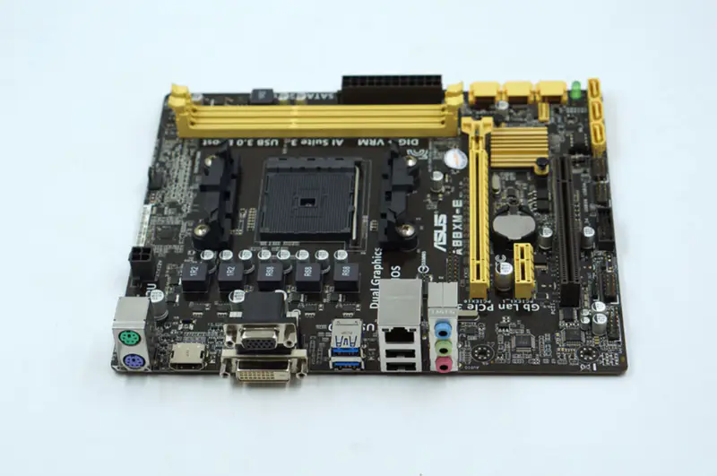 Scheda madre Asus A88XM-E A88X FM2 Micro ATX